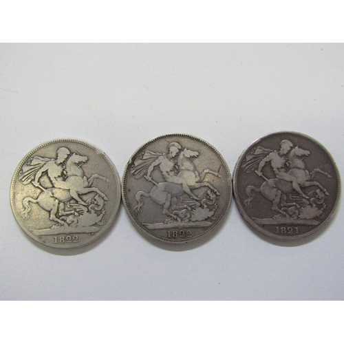 49 - 1822 x 2 & 1821 George IV silver crowns in mixed grades. 