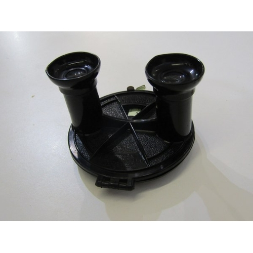 731 - VINTAGE VIEW MASTER, a Sawyers View Master with cards and instructions, in original box