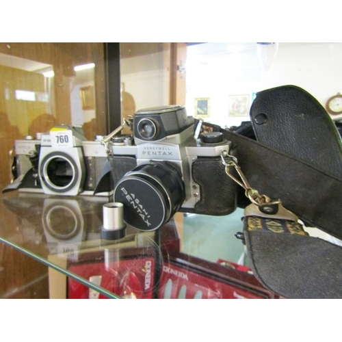 760 - VINTAGE CAMERAS, a Pentax camera together with a Praktica camera