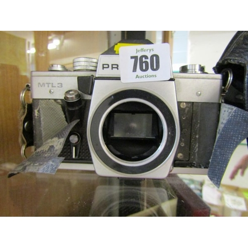 760 - VINTAGE CAMERAS, a Pentax camera together with a Praktica camera