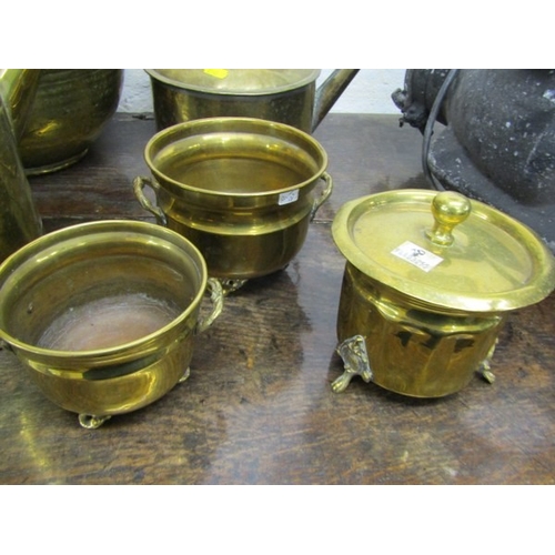 769 - BRASSWARE, a vintage brass watering can, together with brass jug, kettle and various pots (6 in tota... 