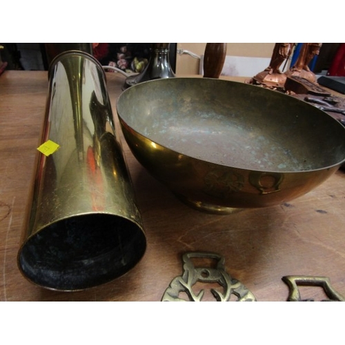 779 - BRASS SHELL CASE, a wartime brass shell case, 44cm height, together with another, a modern oil lamp ... 