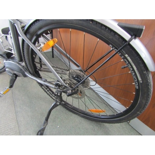 825 - ELECTRIC BIKE, a Shimano Trek electric bike with built in lights, puncture proof tyres, with Bosch c... 