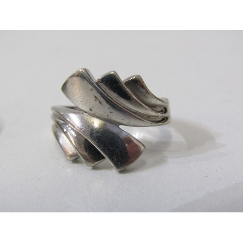 224 - 10 SILVER RINGS, collection of 10 assorted silver rings, of various designs, some stone set, various... 