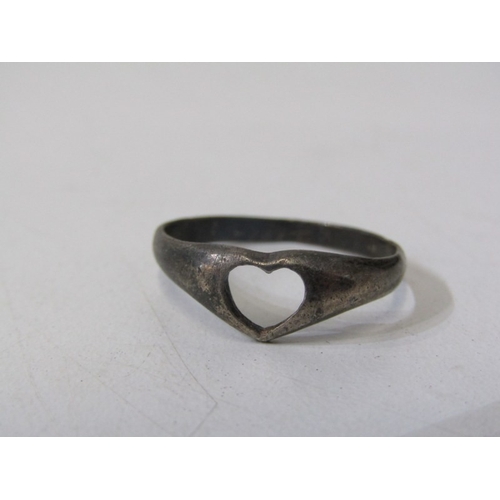 224 - 10 SILVER RINGS, collection of 10 assorted silver rings, of various designs, some stone set, various... 