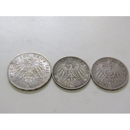 43 - 1913-A Prussia Wilhelm II silver 5 Mark, 27.8 grams of .900 fineness, in high grade; 1910-D Bavaria ... 