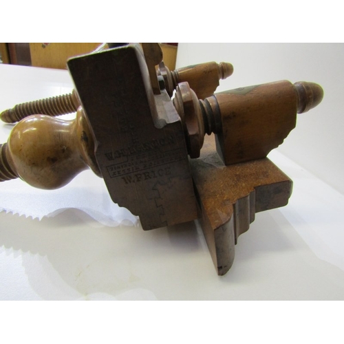 494 - ANTIQUE WOODEN PLANE, a fine antique wooden plough plane used for cutting grooves or rebates, with v... 