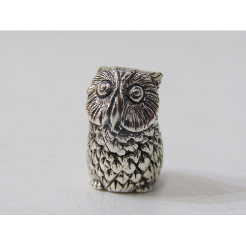 110 - NOVELTY SILVER PIN CUSHION, in the form of an owl, stamped 925