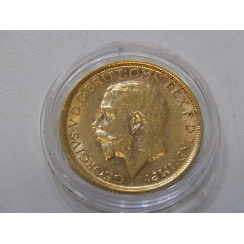 106 - GOLD SOVEREIGN, George V 1913 gold sovereign, higher grade