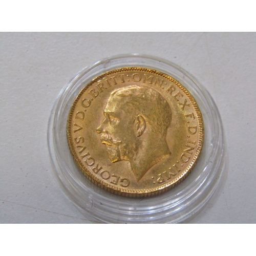 110 - GOLD SOVEREIGN, George V 1923 gold sovereign, higher grade