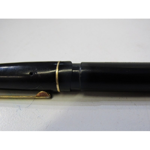 95 - GOLD NIBBED FOUNTAIN PENS, a Blackbird black cased  14ct gold nibbed fountain pen, also, a Wahl Ever... 