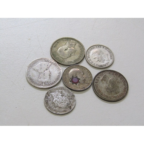 53 - A tub of World coins including a 1971 New Zealand Dollar to cent proof 7-coin set together with a bo... 