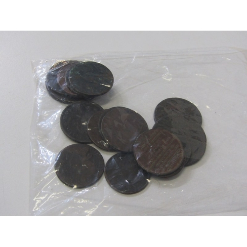 53 - A tub of World coins including a 1971 New Zealand Dollar to cent proof 7-coin set together with a bo... 