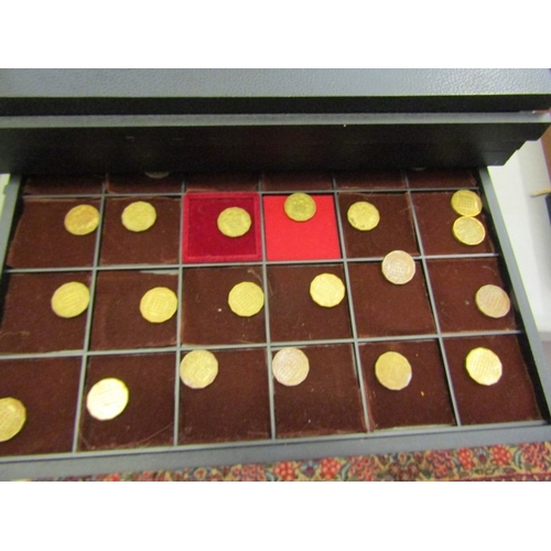 54 - A 6-tray coin case containing modern GB crowns to threepences; a Parkside organiser containing crown... 