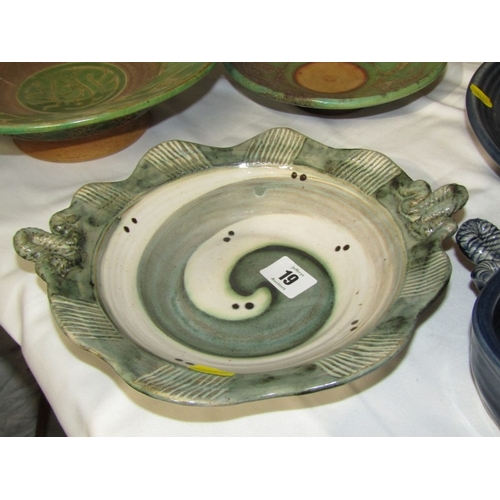 19 - STUDIO POTTERY, 12 pieces of various studio pottery, some bearing initials 'C.B.', including bowls, ... 