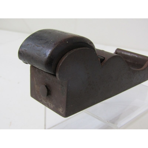 51 - WOODWORKING TOOLS, a vintage record no.044C plough plane, the mottled bodied tool used for cutting g... 