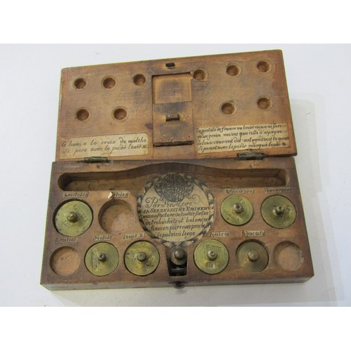 60 - ANTIQUE FRENCH COINWEIGHT SET, an interesting part set of French brass weights for weighing various ... 