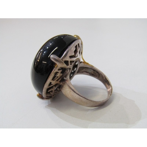 48 - SILVER STONE SET RINGS, 4 assorted silver stone set rings, 1 of oriental design set with jade, anoth... 