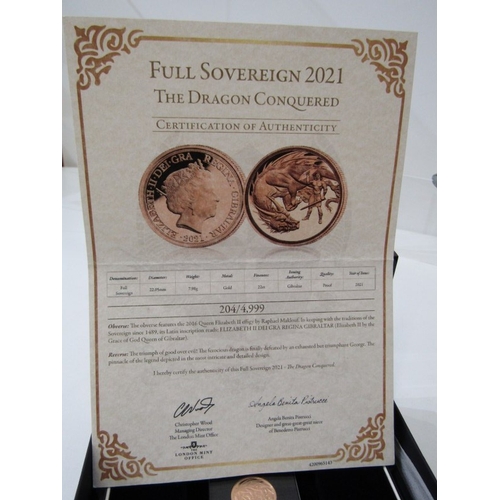 16 - GOLD SOVEREIGN 2001: Elizabeth II gold proof sovereign 
