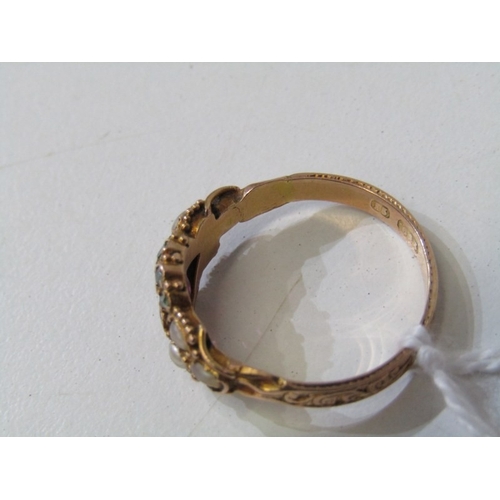 2 - GARNET & PEARL RING, vintage 15ct yellow gold ring set a central garnet, flanked with 3 pearls to ei... 