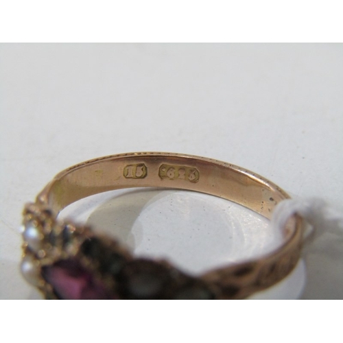 2 - GARNET & PEARL RING, vintage 15ct yellow gold ring set a central garnet, flanked with 3 pearls to ei... 