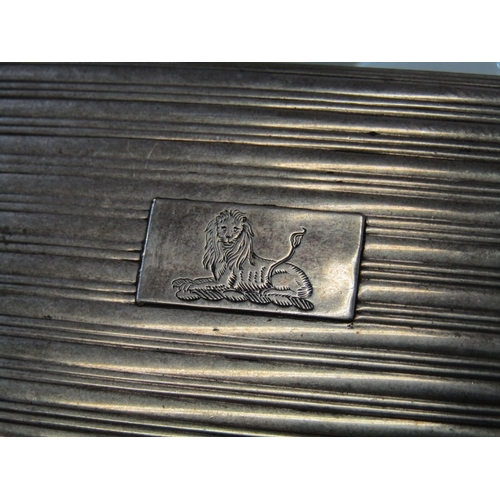 50 - GEORGIAN SILVER SNUFF BOX, rectangular form silver snuff box with lined decoration and silver gilt i... 