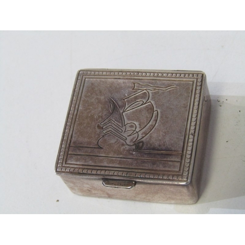 7 - NOVELTY GEORGIAN SILVER VINAIGRETTE, in the form of a miniature handbag with engraved decoration to ... 