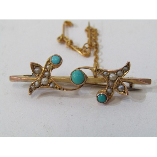 60 - ART NOUVEAU AND VICTORIAN JEWELLERY, 9ct gold bar brooch set turquoise and pearls, with fitted safet... 
