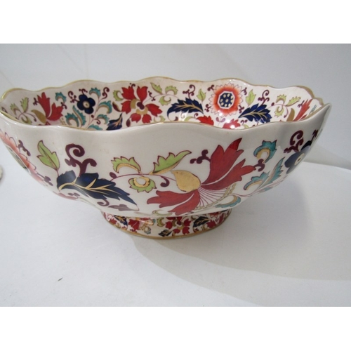 23 - COMMEMORATIVE WARE, a Royal Worcester porcelain bowl made to commemorate 60 years of marriage of Que... 