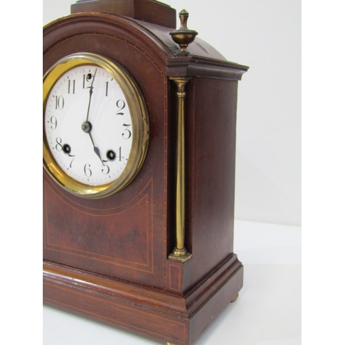 7 - EDWARDIAN MANTEL CLOCK, an Edwardian inlaid mahogany mantel clock, the front with 2 thin brass colum... 