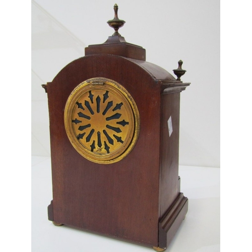 7 - EDWARDIAN MANTEL CLOCK, an Edwardian inlaid mahogany mantel clock, the front with 2 thin brass colum... 