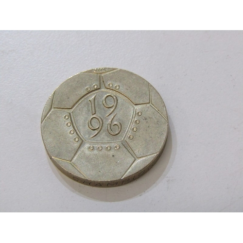 27 - COMMEMORATIVE, Nickel-Brass Commemorative Round 2 Pounds x 7, a full set which includes the scarce 1... 