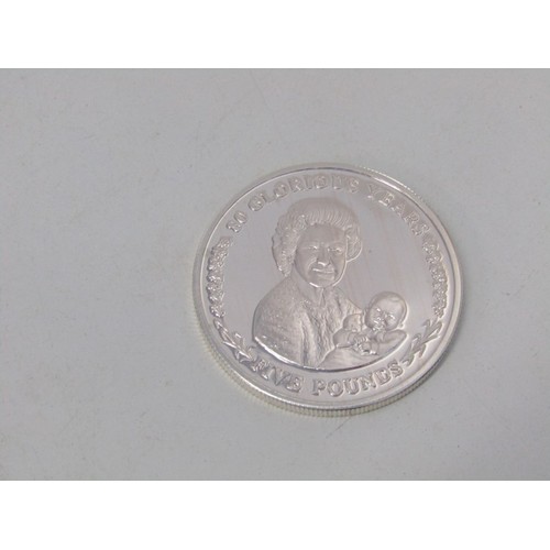 43 - Sterling silver proof crowns x 3: 2006 Gibraltar 5 Pounds Queens Birthday Silver Collection consisti... 
