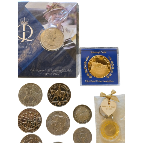 57 - Coinage- A Mixed Collection of British and World Coins & Commemoratives,
Including fifteen pre-2017 ... 