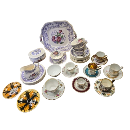 363 - A mixed group of ceramics including a Copeland “Mayflower” pattern part service (cups, saucers, plat... 