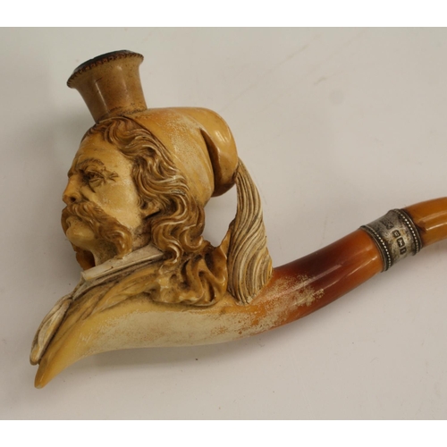 3060 - A 19th century Meerschaum pipe, the bowl carved as a gentleman with long hair and moustache, 13cm lo... 