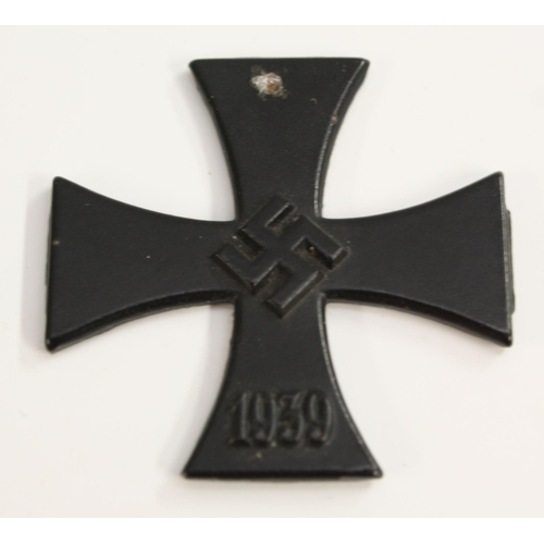 3503 - Nazism - a collection of Nazi German Third Reich badges and insignia, including an enamel NSDAP part... 