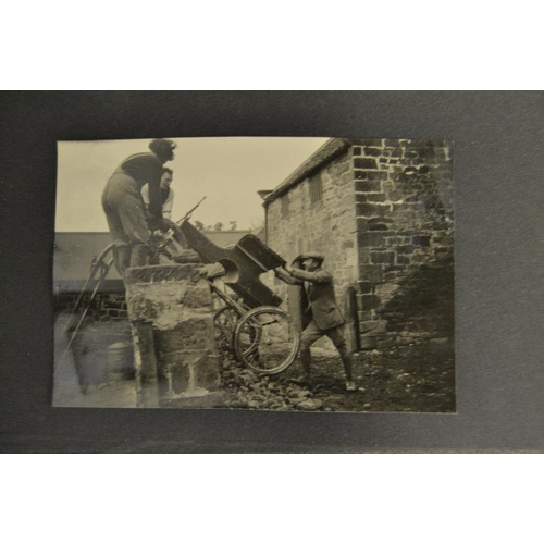 413 - Photography - Equestrian - an interesting album of original black and white horse confirmations, Eng... 