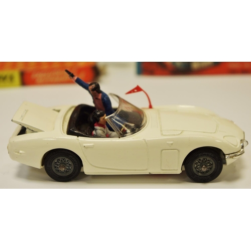 106 - Corgi 336 ''James Bond'' Toyota 2000 GT taken from the film ''You Only Live Twice'' - white body, bl... 