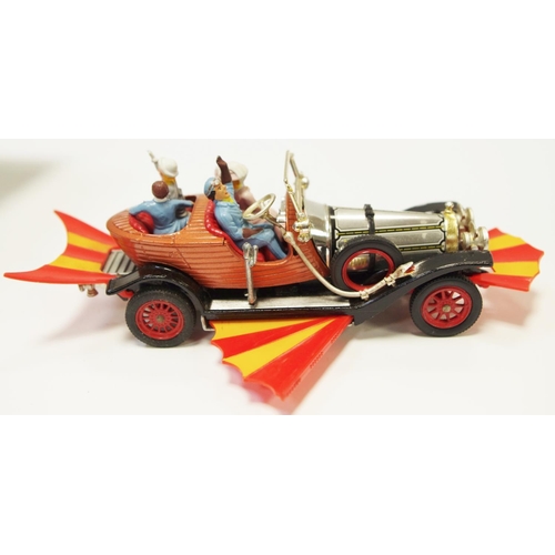 115 - Corgi 266 ''Chitty Chitty Bang Bang'' with ''Caractacus Potts, Truly Scrumptious, Jeremy and Jemima'... 