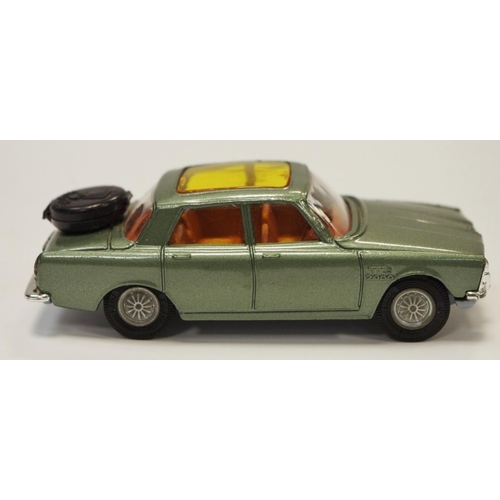 122 - Corgi 275 Rover 2000 TC - green body, brown interior, amber roof panel, chrome trim, Golden Jacks ta... 