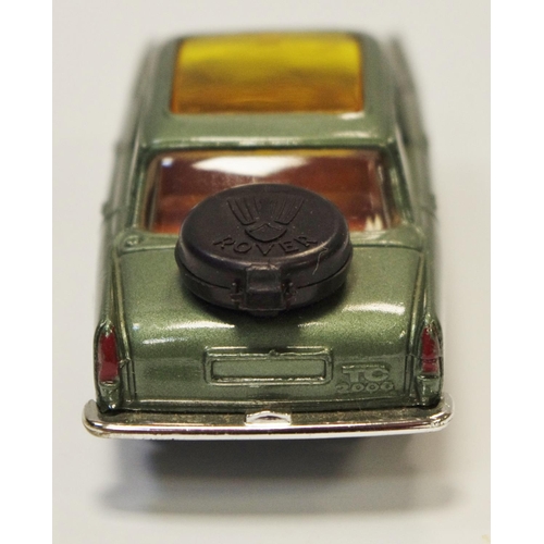 122 - Corgi 275 Rover 2000 TC - green body, brown interior, amber roof panel, chrome trim, Golden Jacks ta... 