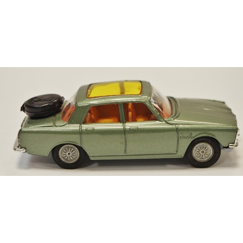 122 - Corgi 275 Rover 2000 TC - green body, brown interior, amber roof panel, chrome trim, Golden Jacks ta... 