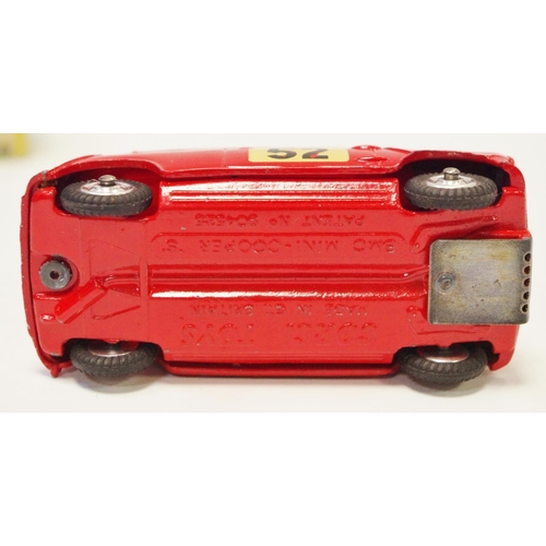 132 - Corgi 321 BMC Mini Cooper S ''Rallye Monte Carlo'' - red including interior, white roof, spun hubs, ... 