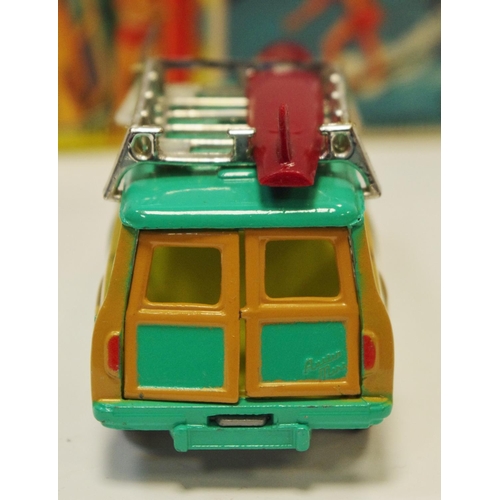 137 - Corgi 485 BMC Mini Countryman ''Surfing'' - turquoise body, yellow interior, silver trim, grey plast... 