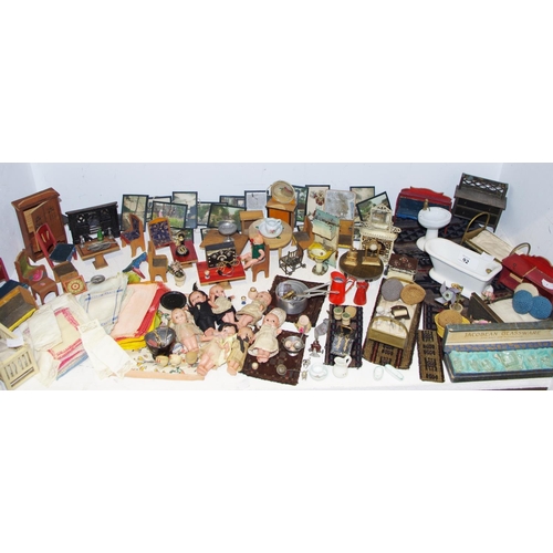 92 - Mid 20th century dolls house furniture including a Dolls House Water Set, Jacobean Glass, boxed; met... 
