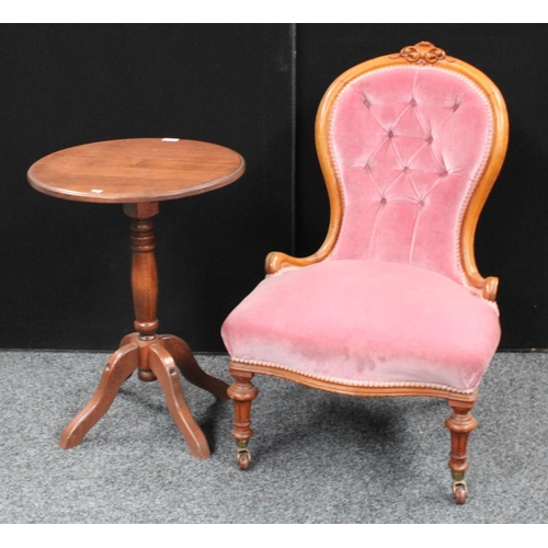 108 - A 'Victorian' oak framed spoonback nursing/boudoir chair; an occasional table (2)