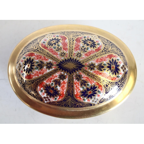 113 - A Royal Crown Derby 1128 pattern oval trinket box