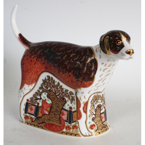 130 - A Royal Crown Derby Paperweight, Foxhound, gold stopper, boxed