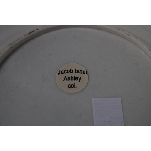 164 - An early Worcester Blind Earl type plate, with raised moulding, dentil rim, 19cm diameter, c.1760 Ja... 